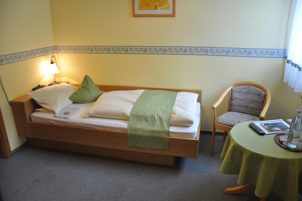 Gutsschaenke Sennerhof Otel Oberwesel Oda fotoğraf